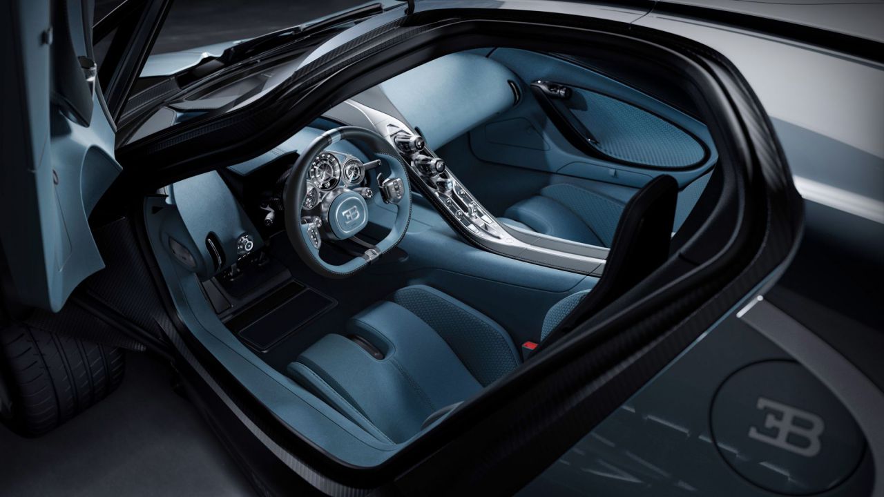 Bugatti Tourbillon interior