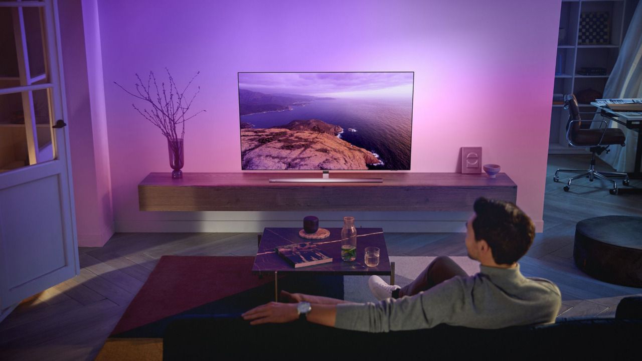 Philips presenta sus nuevas televisiones OLED807 y la nueva gama