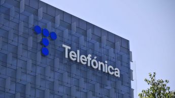 Movistar refuerza su conectividad inteligente con el despliegue de su nuevo  Router Smart WiFi 6 - Telefónica España ES