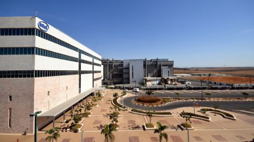 Intel frena la multimillonaria expansión de su nueva fábrica de semiconductores en Israel