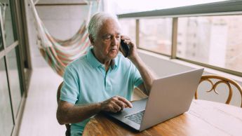 Adamo lanza una tarifa especial para mayores de 65 años con atención personalizada