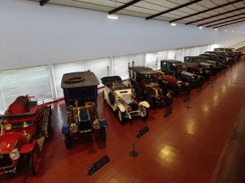 Museu do Caramulo, un viaje a través del arte y los automóviles