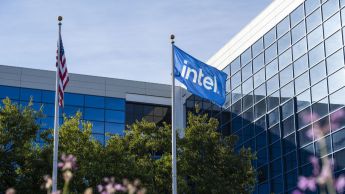 Intel separa su división de foundry y frena sus inversiones en Europa