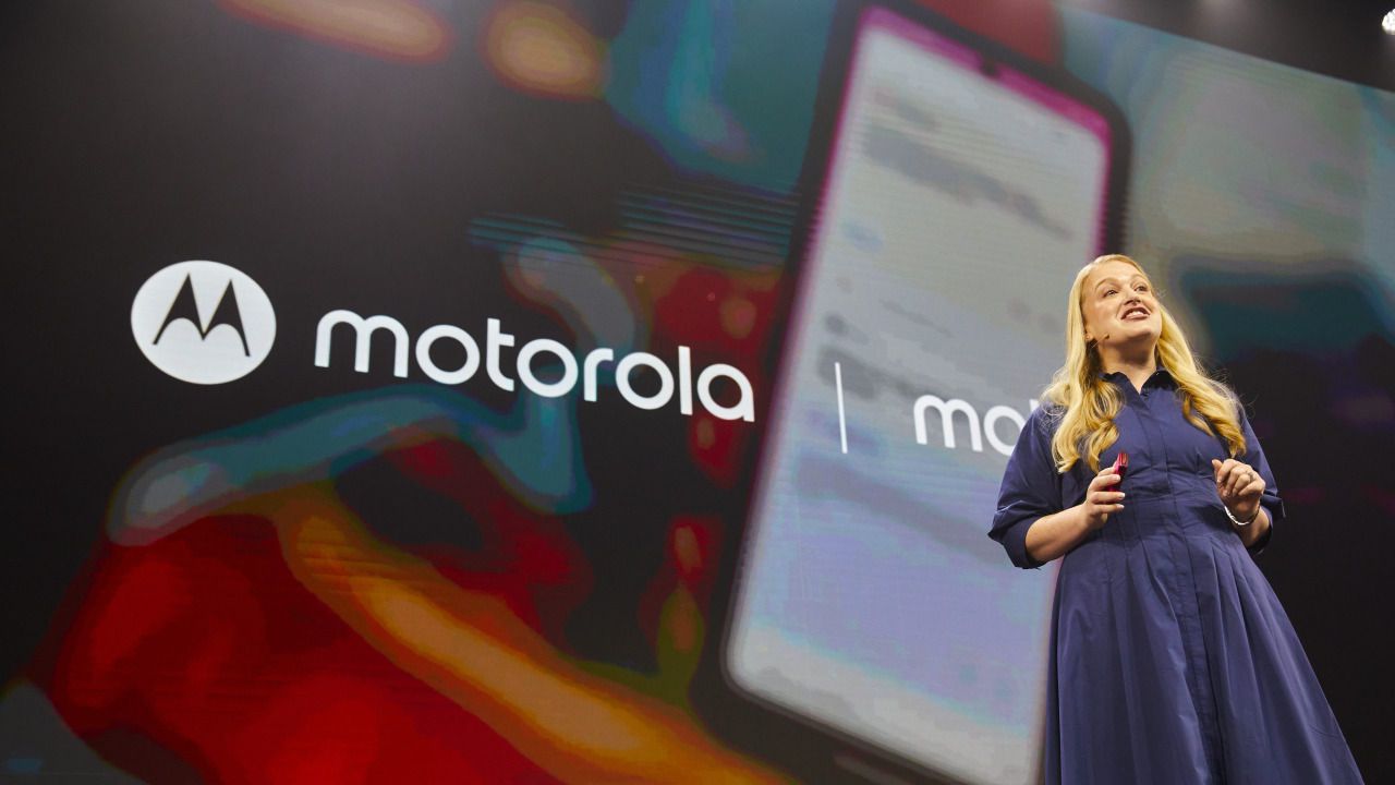 Motorola presenta Moto AI, la IA que transforma la experiencia de usuario en smartphones