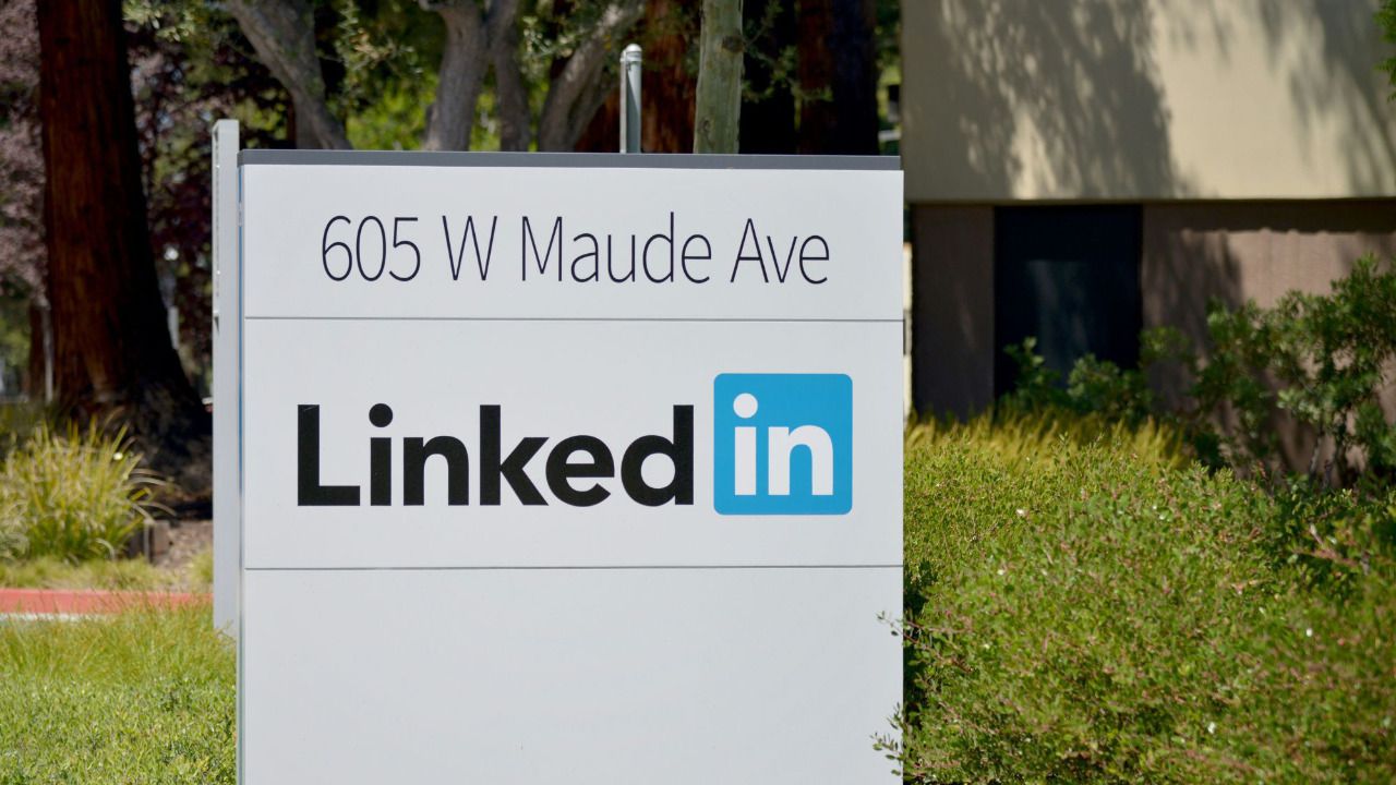 Irlanda multa con 310 millones a LinkedIn por incumplir el RGPD