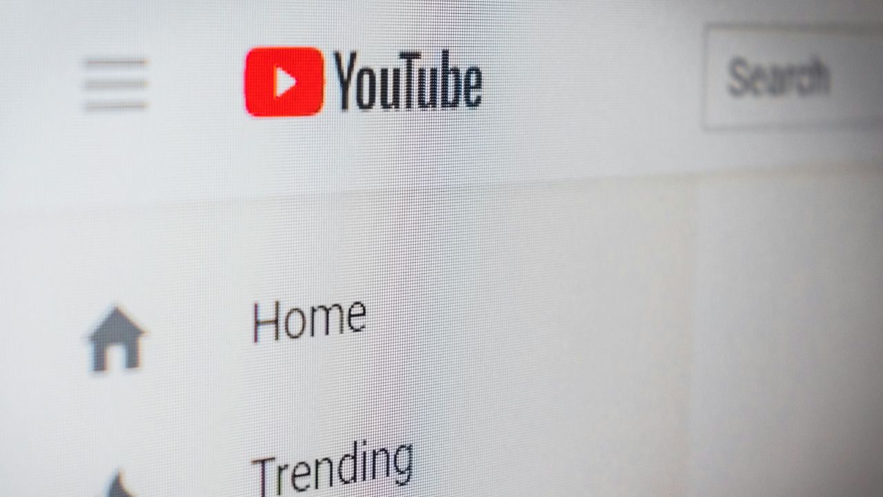 YouTube Premium sube hasta un 44% sus precios en España para las suscripciones individual y familiar