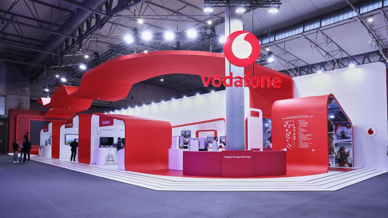 Vodafone avanza en su proceso de transformación global con acuerdos en Reino Unido e Italia