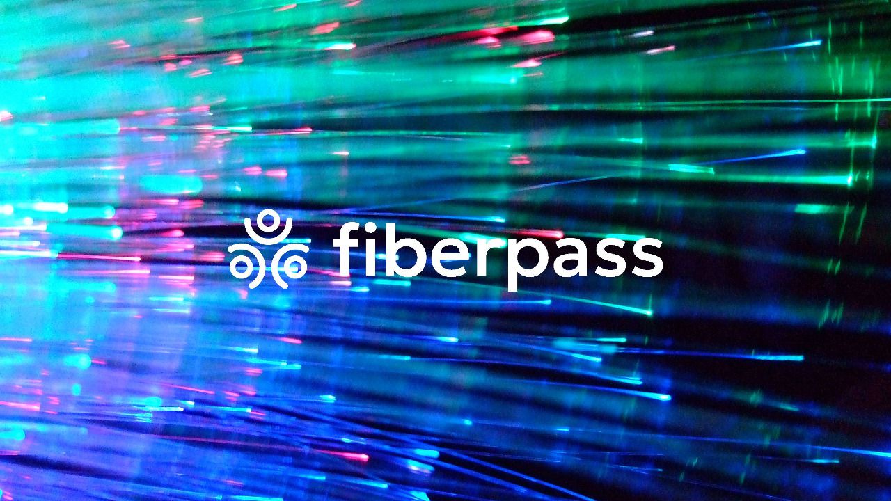 Telefónica y Vodafone oficializan su empresa conjunta de fibra, Fiberpass