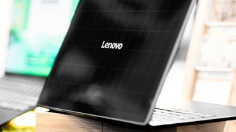 Lenovo sorprende con el primer portátil ultrafino con placas solares