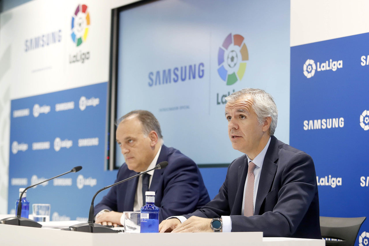 Javier Tebas, Presidente de LaLiga y Celestino García, Vicepresidente Corporativo de Samsung España