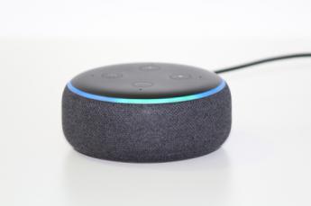 Amazon presenta BASE TTS, su sistema de voz más realista