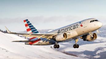 Un fallo técnico obliga a American Airlines a suspender temporalmente todos sus vuelos en vísperas de la Navidad