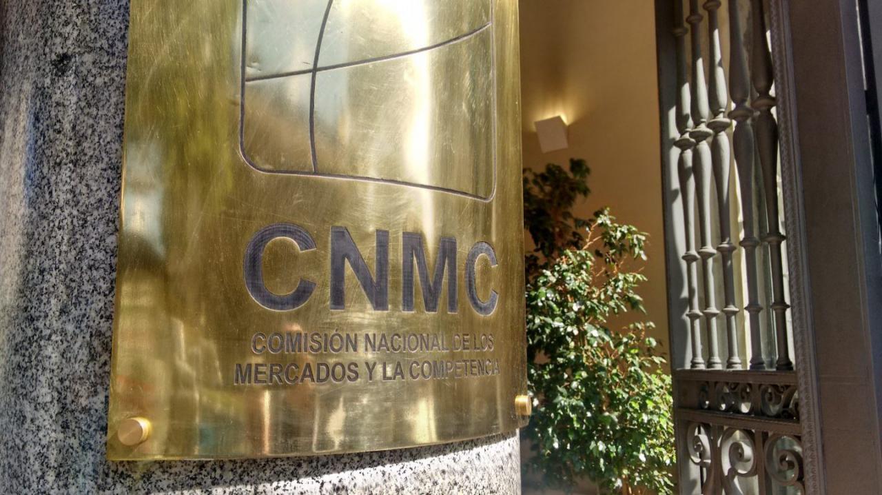 La CNMC fija nuevas normas para resolver los conflictos de impagos mayoristas entre telecos