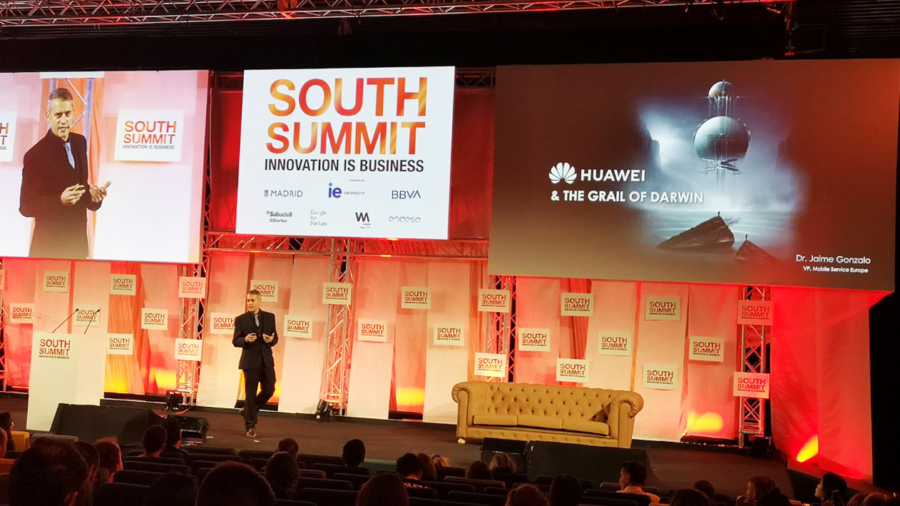 Jaime Gonzalo, vicepresidente de Huawei Mobile Services en Europa, durante una keynote en el South Summit 2019