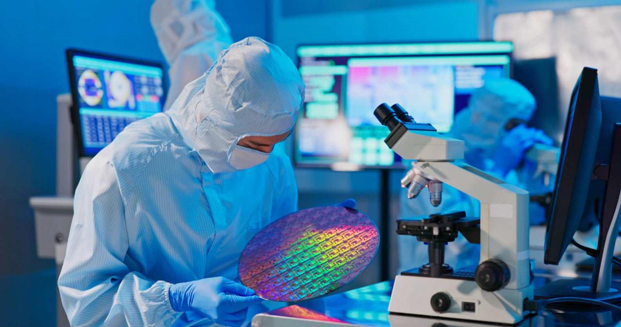 Intel apuesta por el rutenio sustractivo y el nitruro de galio como nuevos materiales para los semiconductores