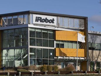 Bruselas investigará "en profundidad" a Amazon por la compra de iRobot