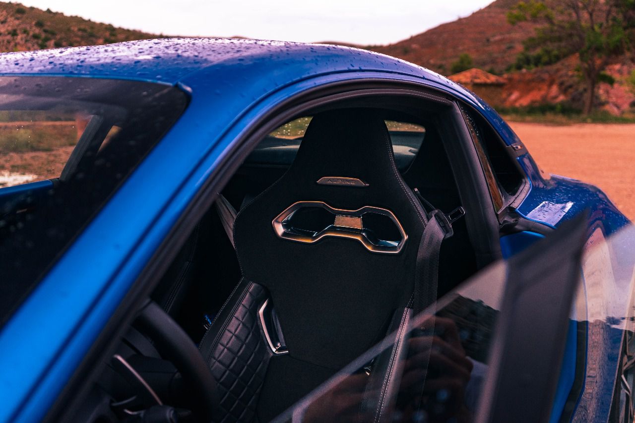 Buckets Sabelt del Alpine A110 (Autor: Pau Mesas)