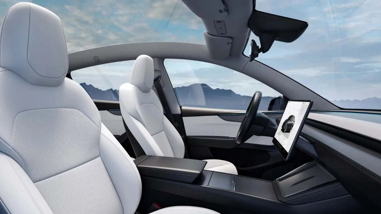 Interior del nuevo Tesla Model Y 2025