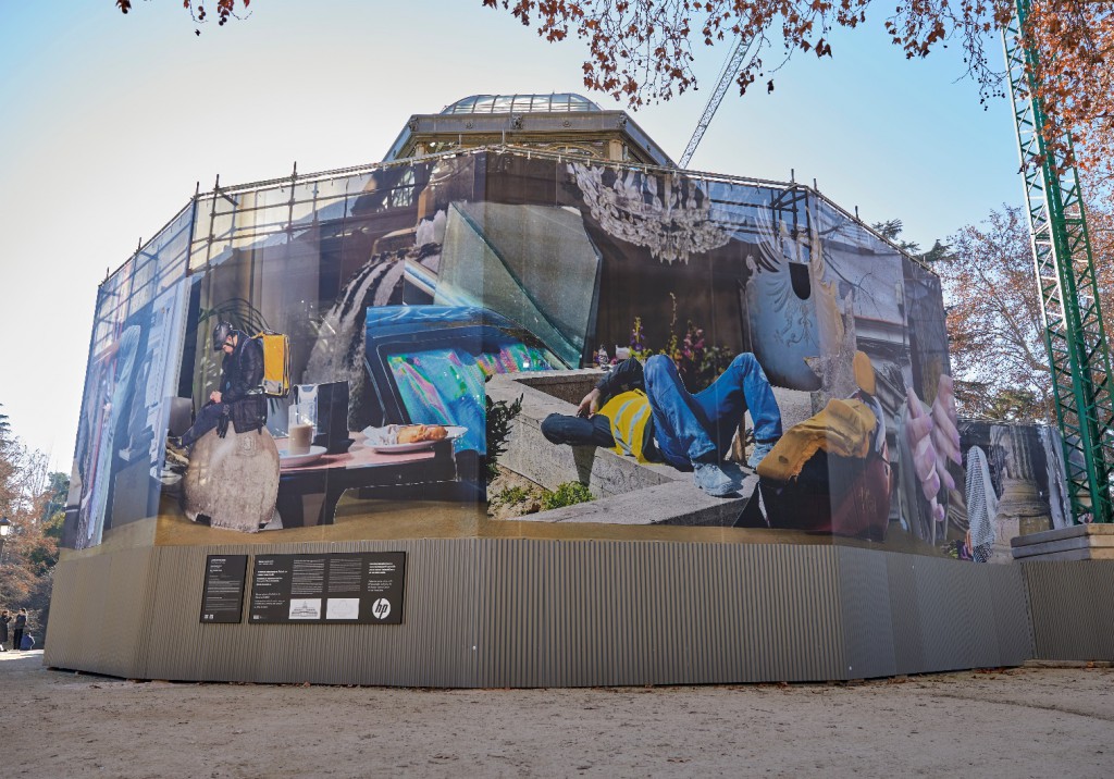 Miguel Ángel Tornero, Gran Friso. Vista general de la intervención en el Palacio de Cristal. Museo Reina Sofía, Madrid, 2025