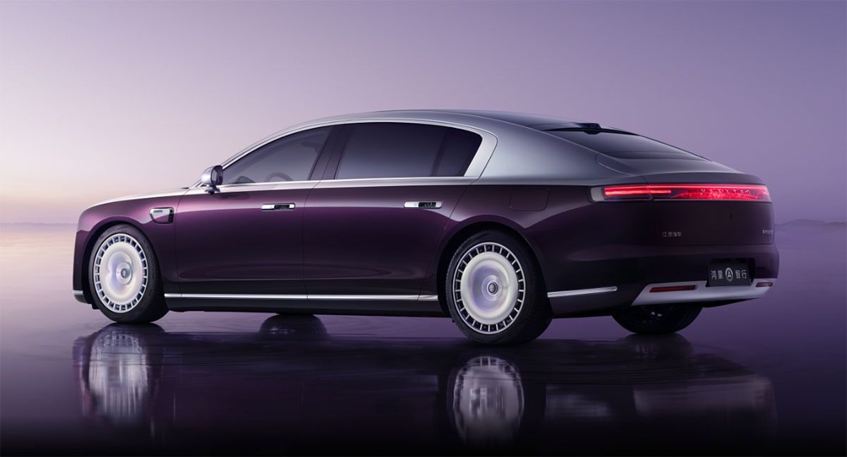 Huawei Maextro S800 o como mezclar Maybach y Rolls Royce al puro estilo chino